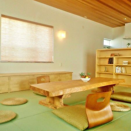 Guest House Ishigaki Ishigaki  Esterno foto