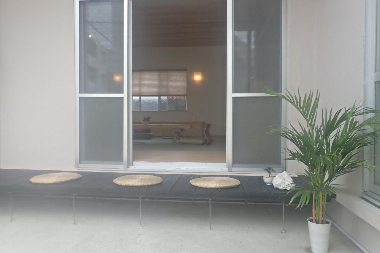 Guest House Ishigaki Ishigaki  Esterno foto